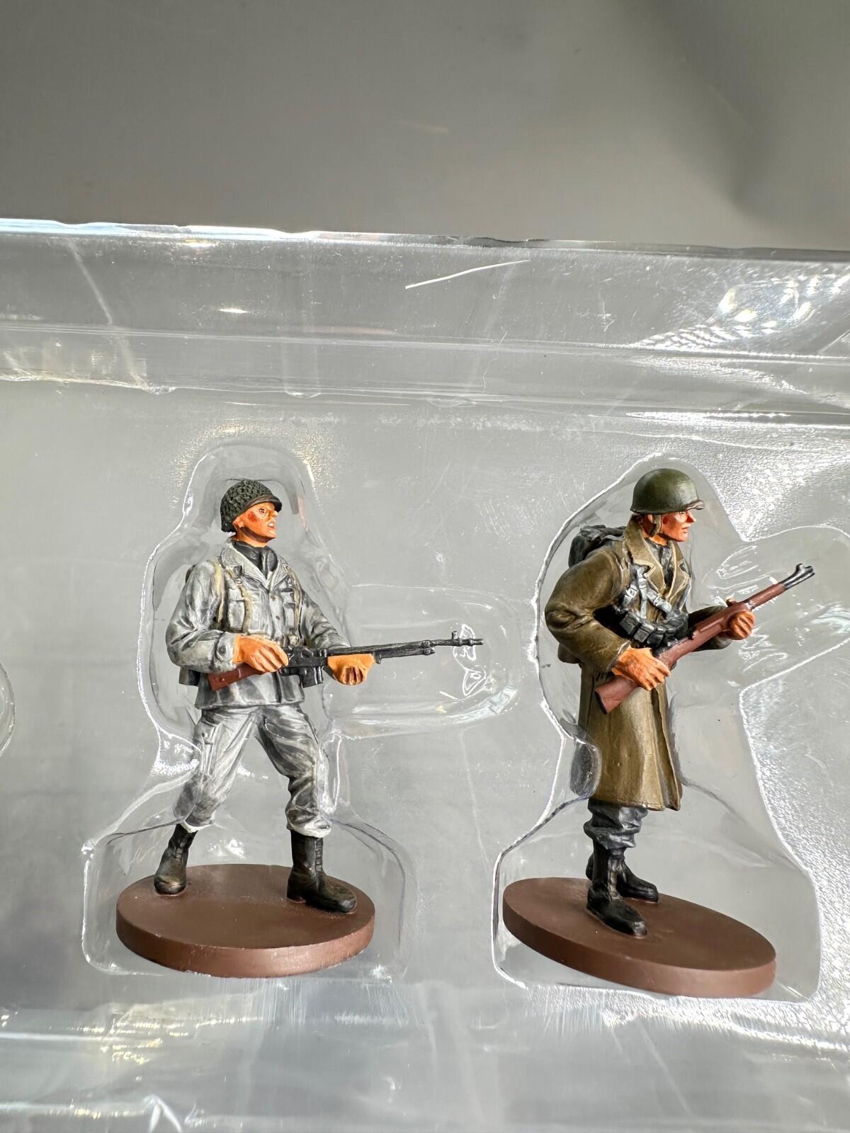 world war 2 101st airborne SCREAMING EAGLES art 2013 hand painted 1/32 scale