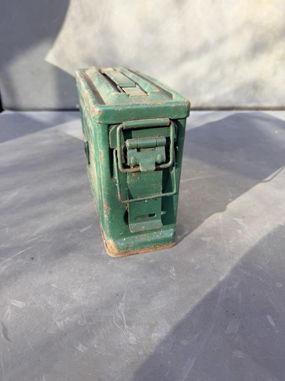 WW2 US Army 30 Cal Reeves Ammo Tin genuine item
