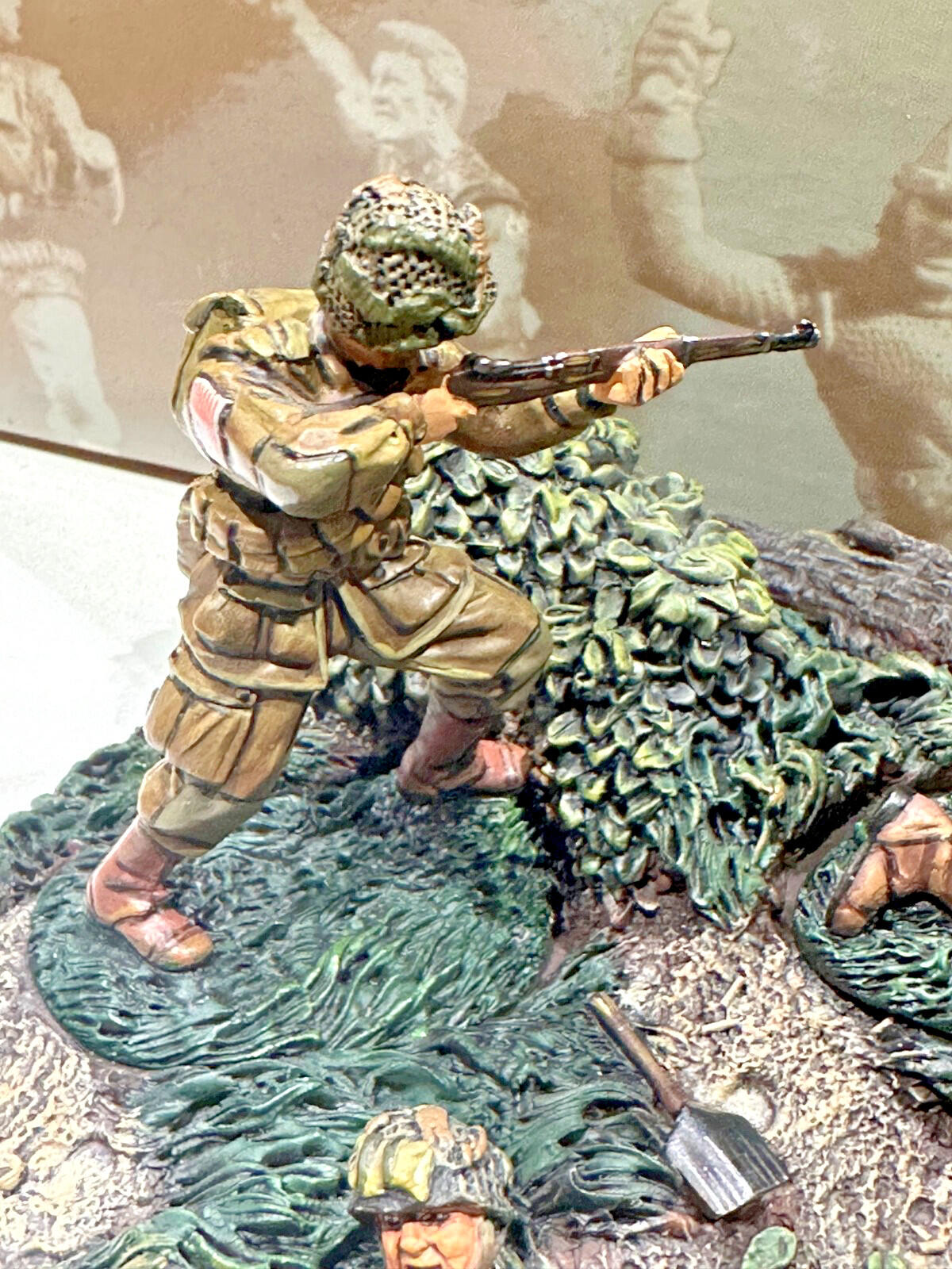 WW2-HEDGEROW FIGHTING PART 1- 5 FIGS & BASE WW2-080 NOS CONTE COLLECTABLES