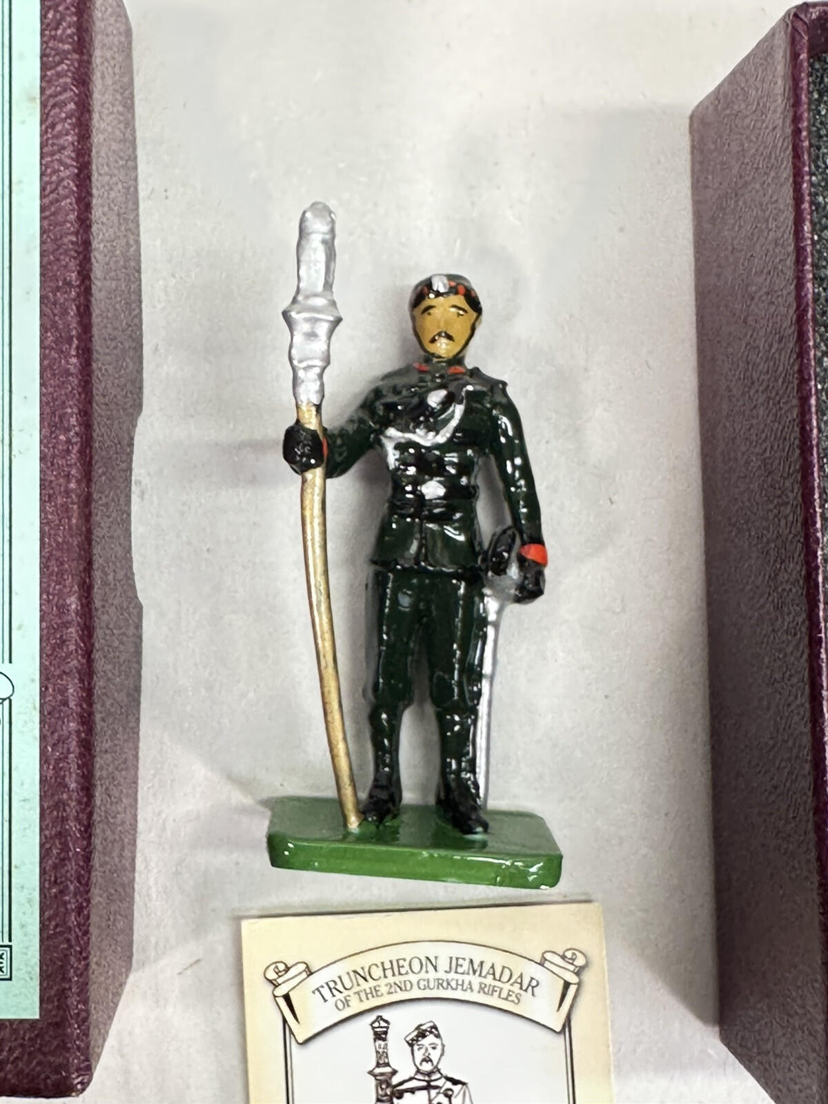 Britains toy soldier  #40292 Truncheon Jemadar Of The 2nd Gurkha Rifles MIB
