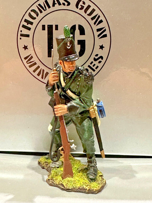 THOMAS GUNN 95TH RIFLES STANDING RELOAD  NA0P11A Napoleonic 1812 Figure NOS