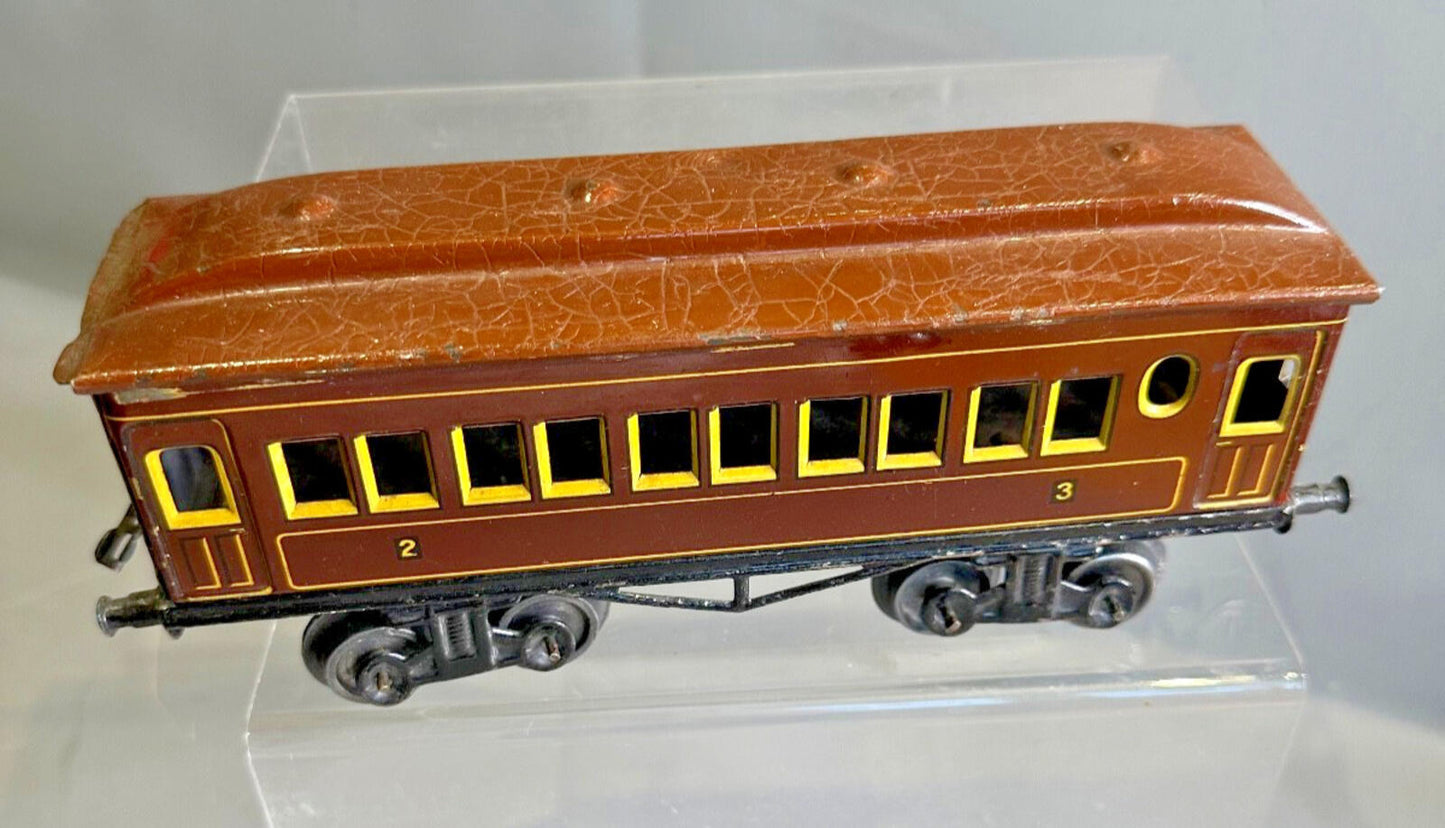 BING  TRAIN O gauge continental 2nd & 3rd class coach brown  pre war original
