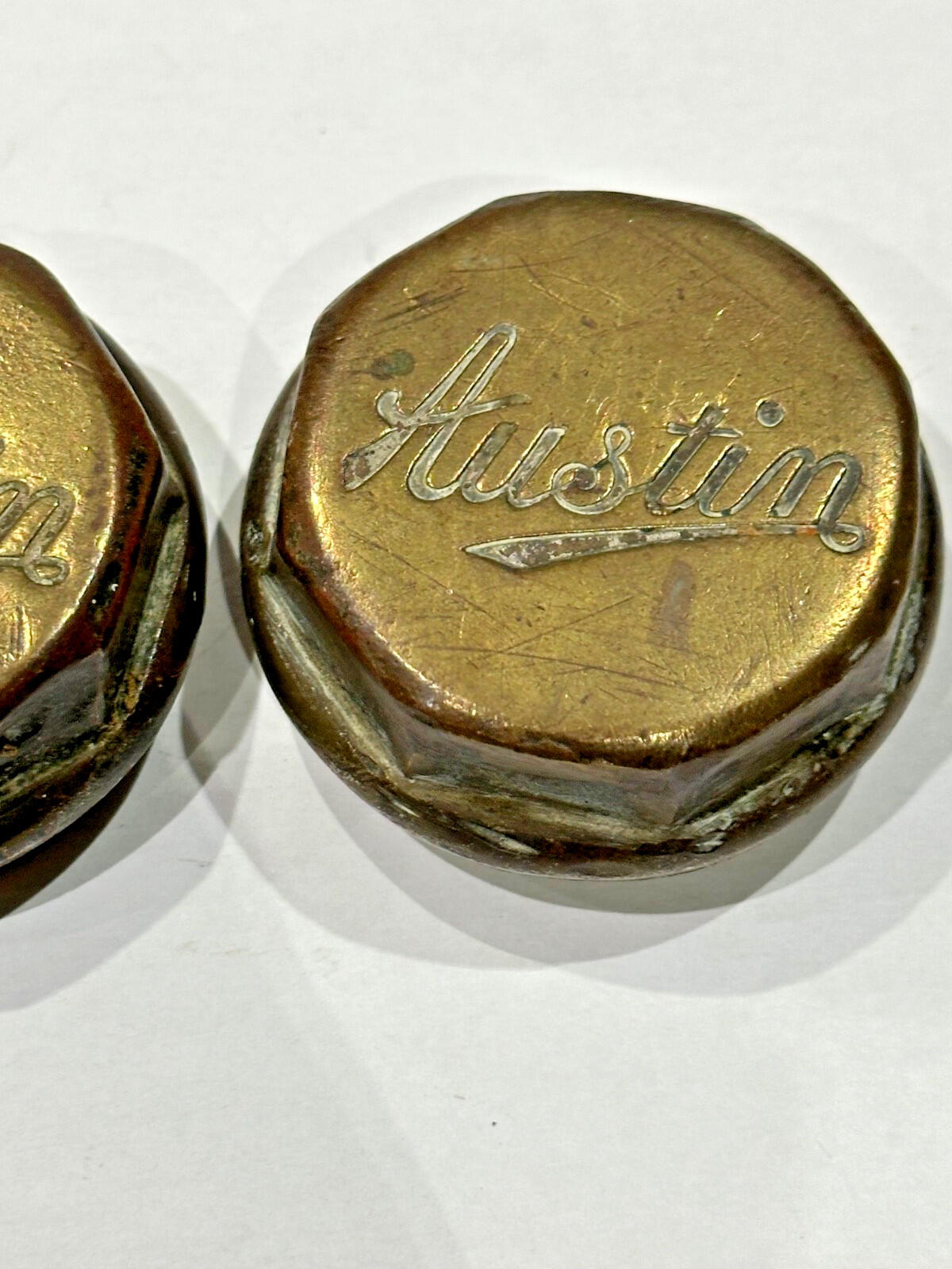 Austin 1920s Brass Wheel Hub Centre Grease Cap – Good Used