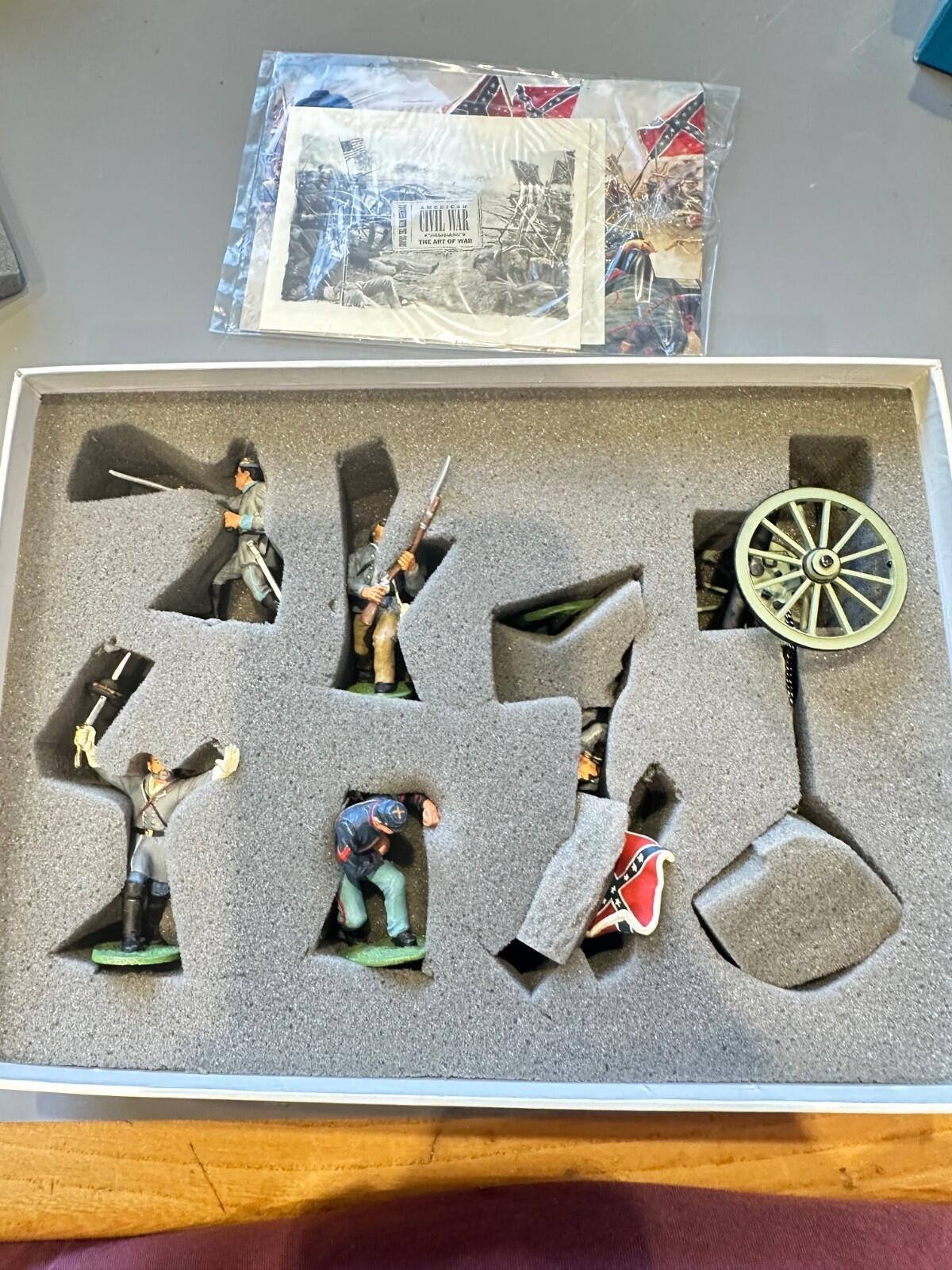 W Britains AMERICAN CIVIL WAR #17244 FOWARD WITH THE COLOURS  54MM NEW